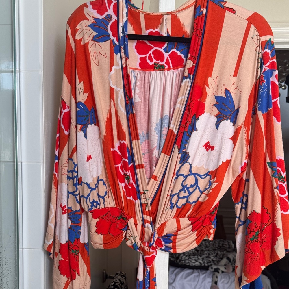 Floral shirt - Red and Blue
